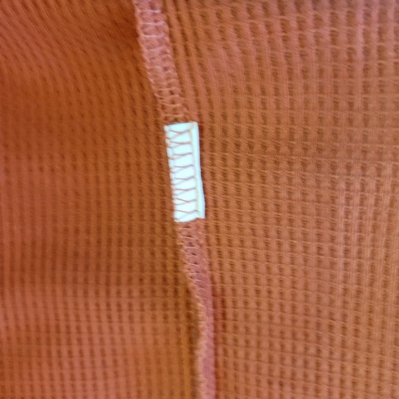 Long sleeve waffle texture copper colored open sleeve top - Picture 3 of 7